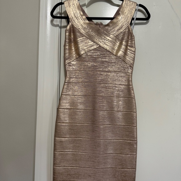 Herve Leger Criss Cross Rose Gold Foil Off The Shoulder Bandage Dress - Picture 8 of 10